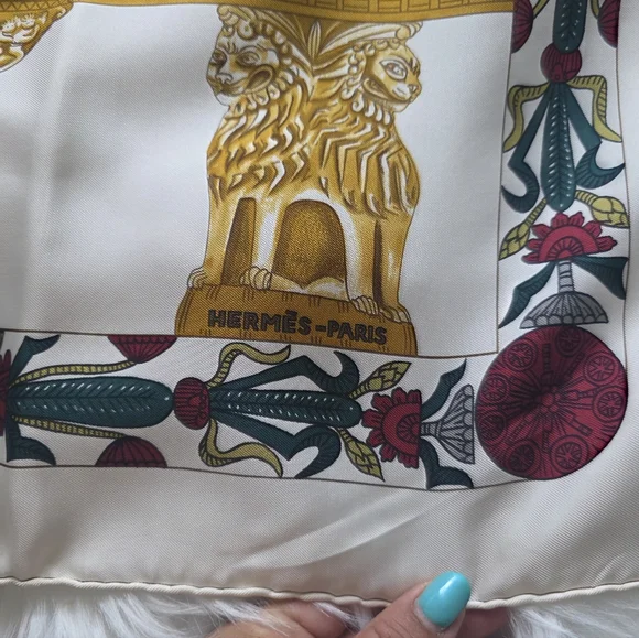 Hermes Paris  Torana Elegant Silk Scarf with Elephant and Gold Design - Picture 6 of 14